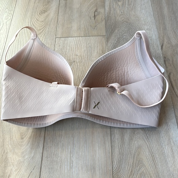 Knix Beige Bra - Picture 3 of 3